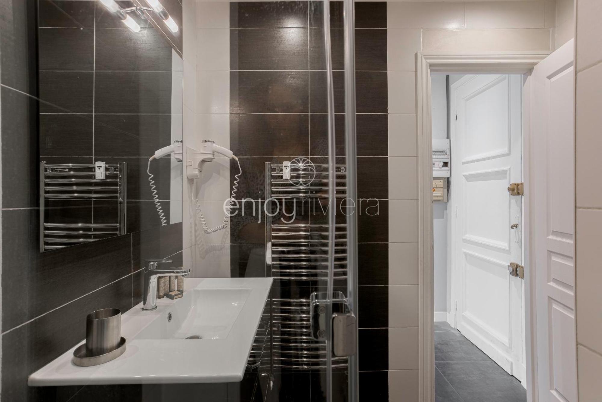 Palais Miramar - Suite & B31 - Croisette Emplacement Unique - 20M Plage - Wifi - Clim Cannes Exterior foto